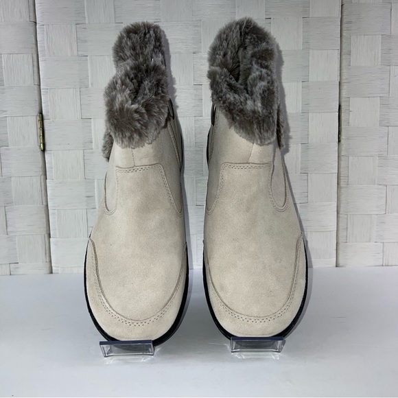 KHOMBU Cream Iris Leather Water Repellent Memory Foam Boots Women's 10 - Picture 2 of 10